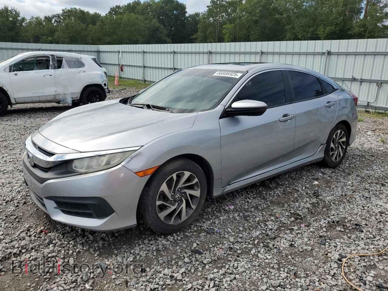 Photo 19XFC2F74JE024943 - HONDA CIVIC 2018