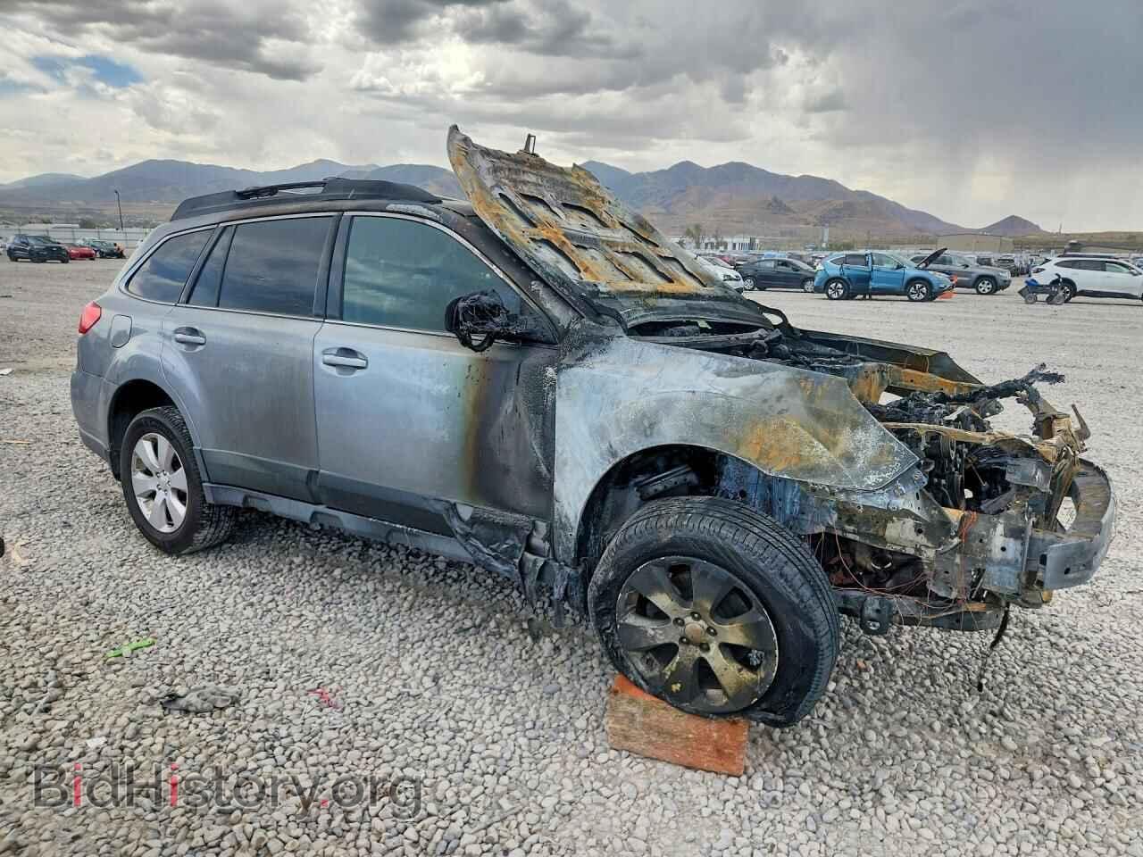 2011 SUBARU OUTBACK - VIN: 4S4BRBKC7B3348859 - Photo 4