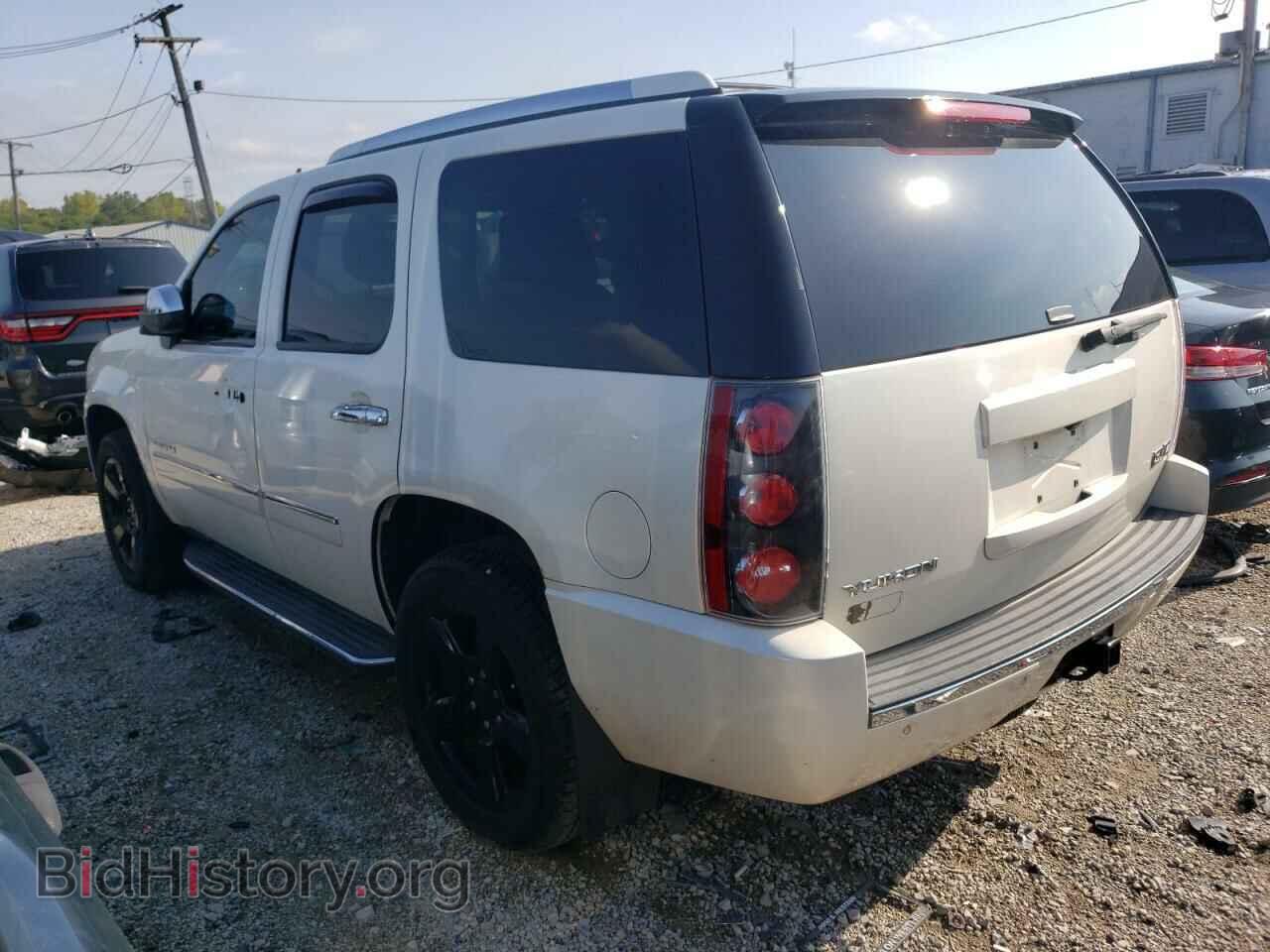 2013 GMC YUKON - VIN: 1GKS2EEF7DR158094 - Фото 2
