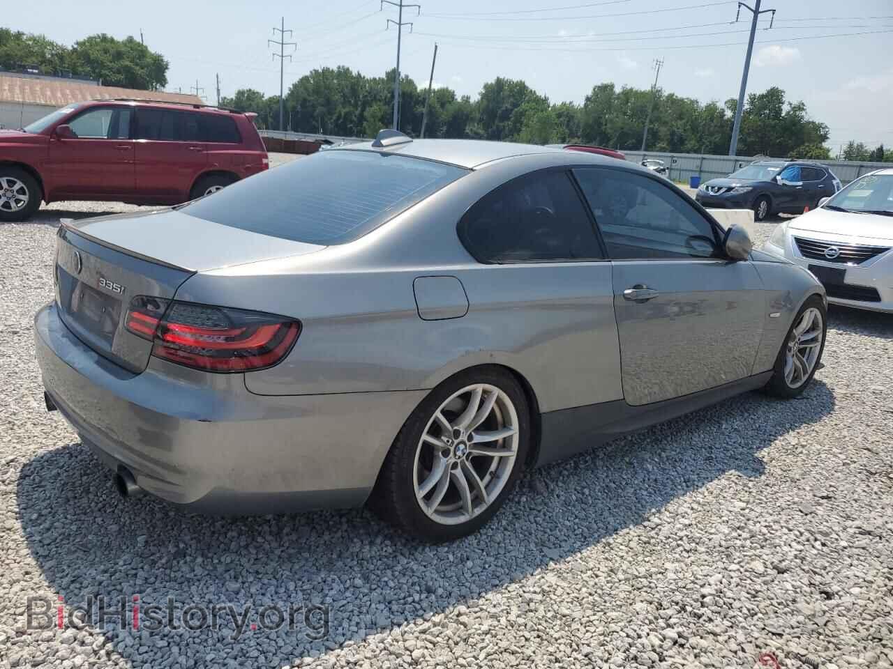 2011 BMW 3 SERIES - VIN: WBAKG7C54BE597970 - Фото 3