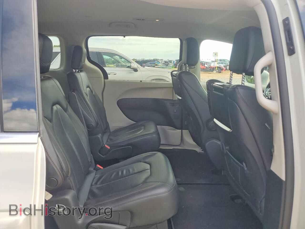 2020 CHRYSLER PACIFICA - VIN: 2C4RC1EG2LR103490 - Photo 11