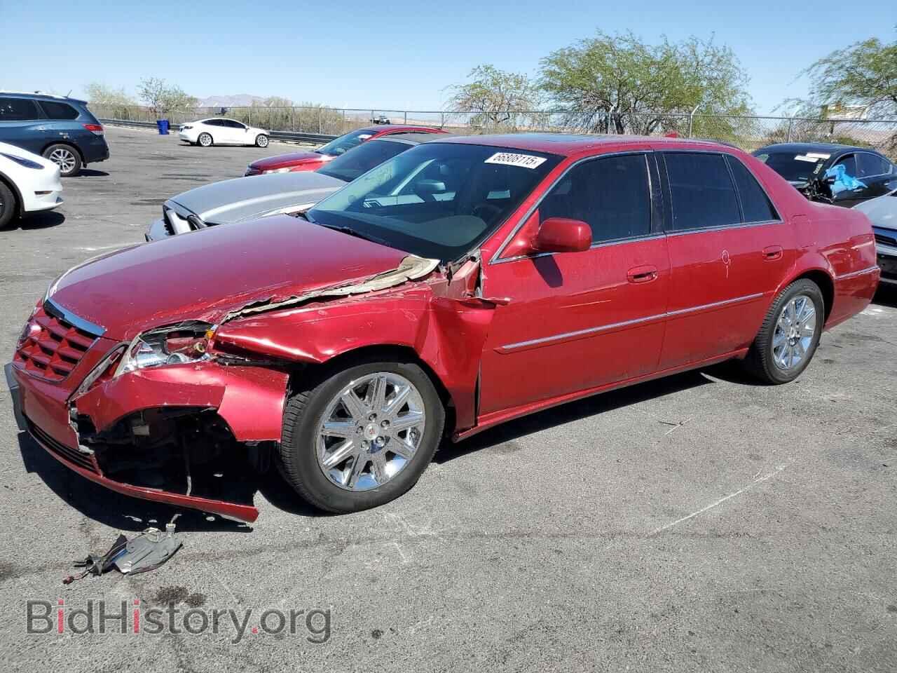 Photo 1G6KH5E69BU124102 - CADILLAC DTS 2011