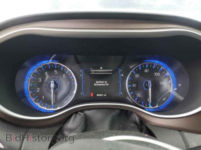 2018 Chrysler PACIFICA (VIN 2C4RC1BG3JR234798) — photo 9 of 13