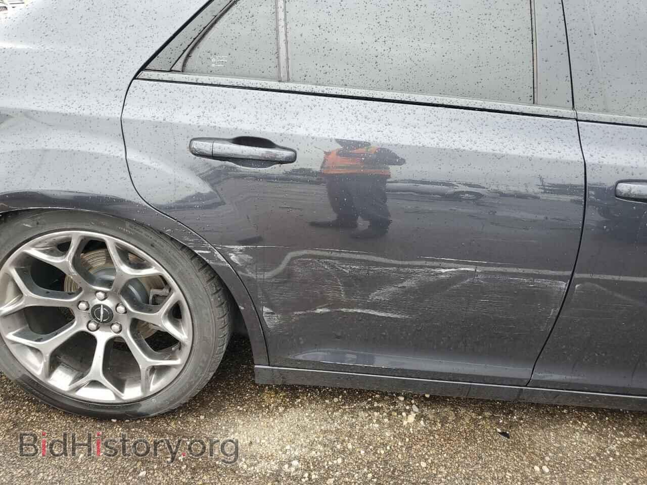 2015 CHRYSLER 300 - VIN: 2C3CCABG2FH882186 - Фото 9