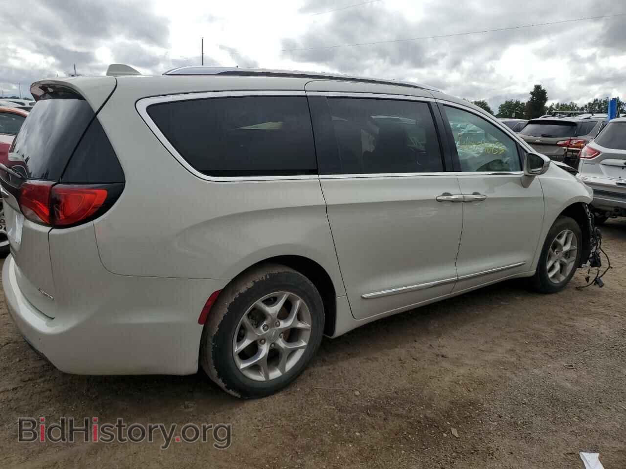2020 CHRYSLER PACIFICA - VIN: 2C4RC1GG1LR241826 - Фото 3