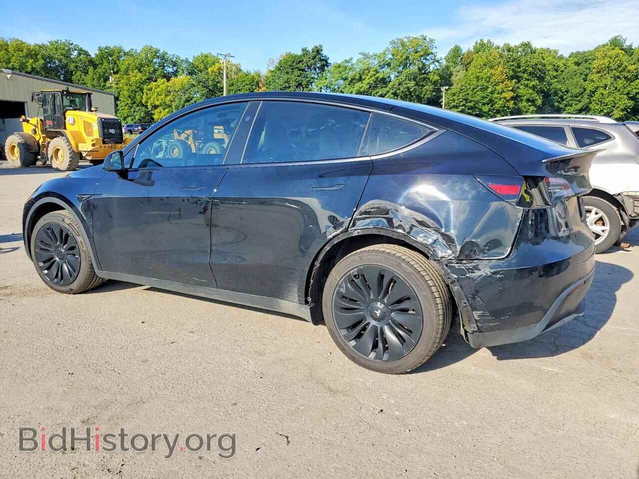 2023 TESLA MODEL Y - VIN: 7SAYGDEE7PF858283 - Фото 2