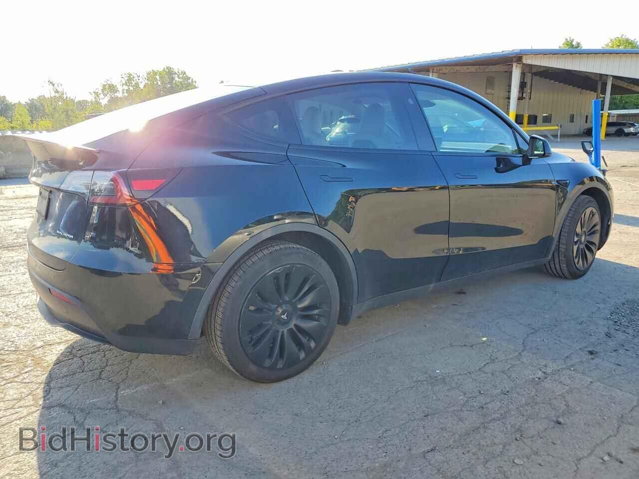 2023 TESLA MODEL Y - VIN: 7SAYGDEE7PF858283 - Фото 3