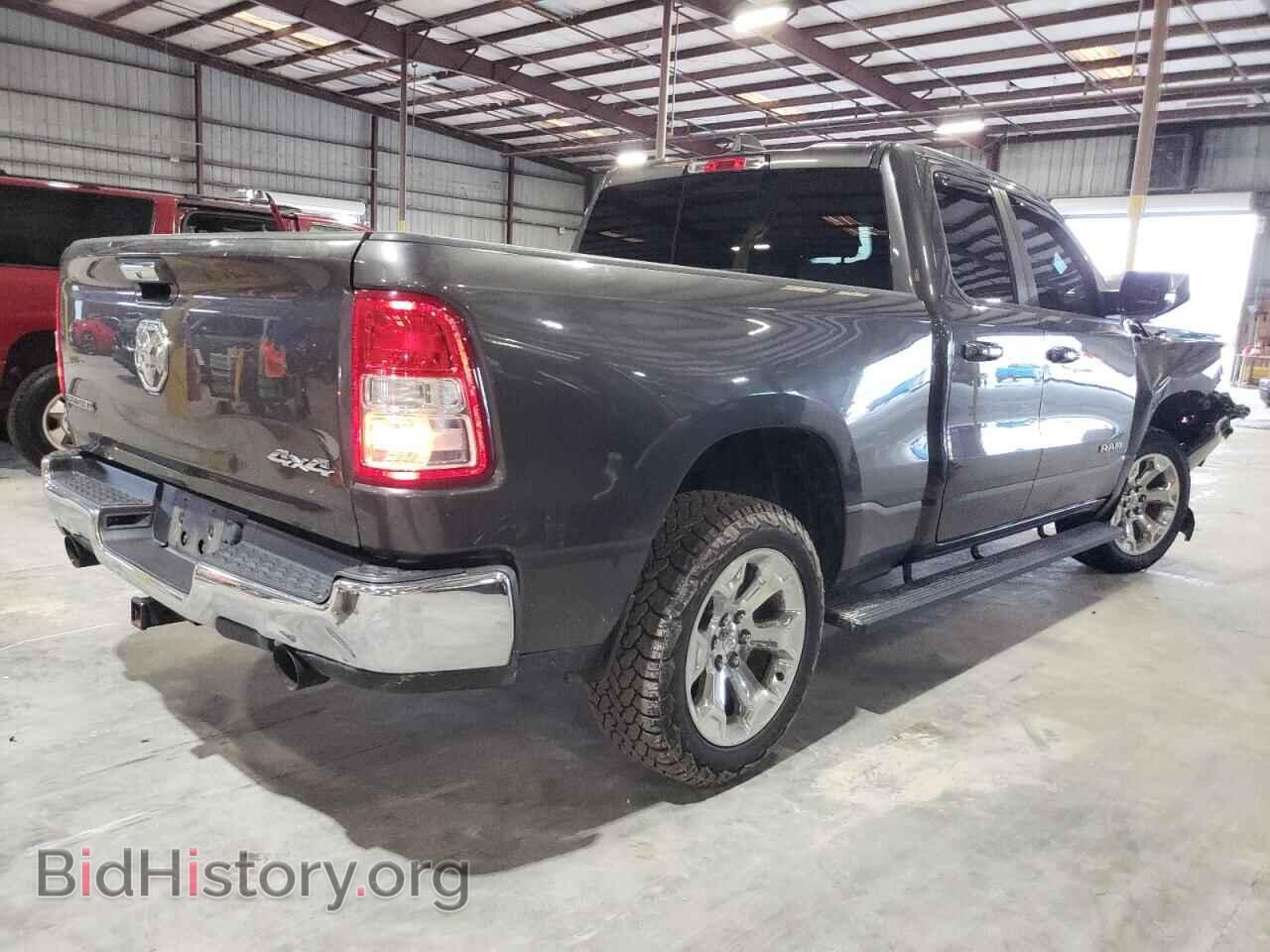 2020 RAM 1500 - VIN: 1C6SRFBT9LN192851 - Фото 3