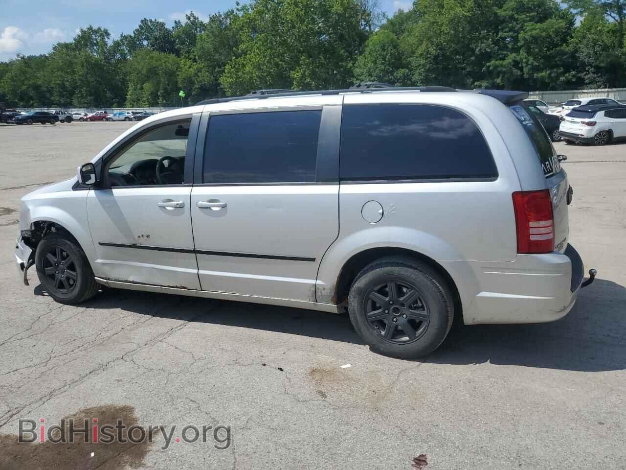 2010 CHRYSLER MINIVAN - VIN: 2A4RR5D12AR279157 - Photo 2