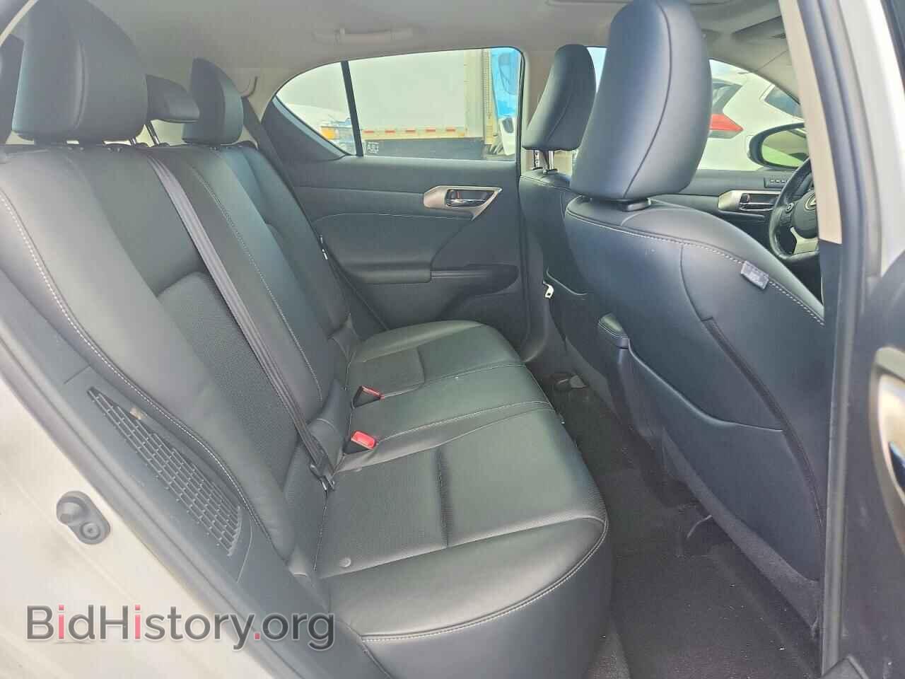 2014 LEXUS CT 200 - VIN: JTHKD5BH2E2179651 - Photo 10