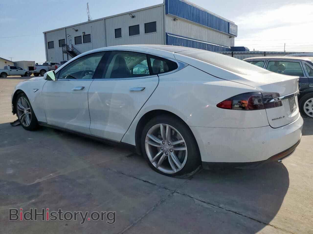 2015 TESLA MODEL S - VIN: 5YJSA1H24FFP73694 - Фото 2