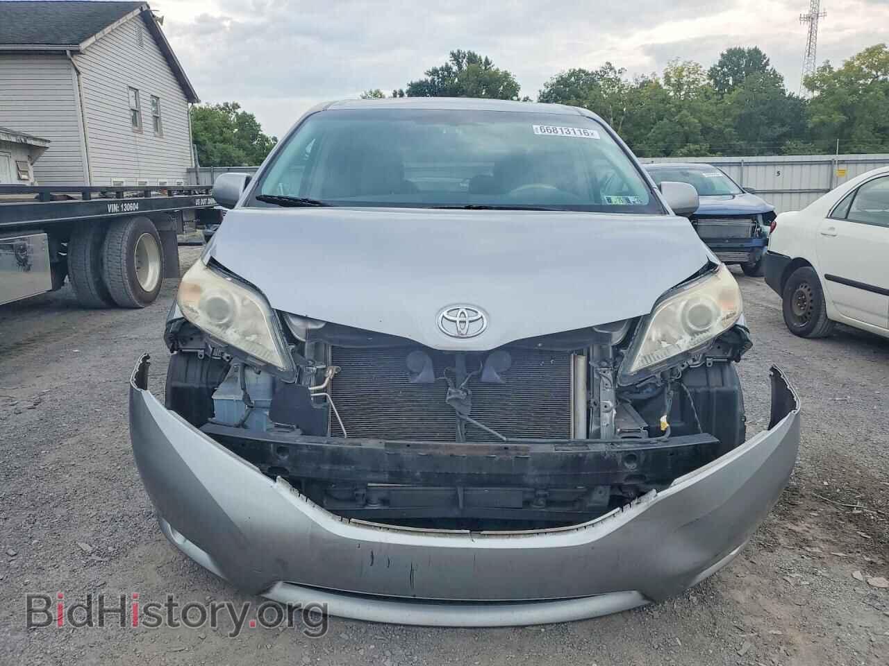 2011 TOYOTA SIENNA - VIN: 5TDYK3DC4BS172776 - Фото 5