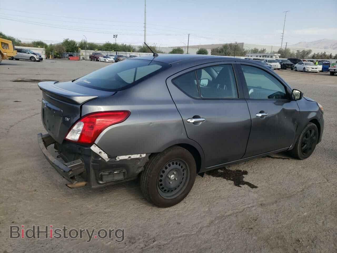 2017 NISSAN VERSA - VIN: 3N1CN7AP3HL845672 - Фото 3