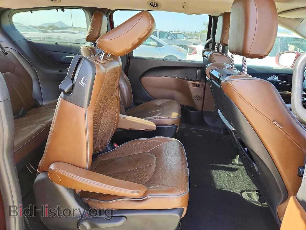 2018 Chrysler PACIFICA (VIN 2C4RC1N71JR229658) — фото 11 из 14