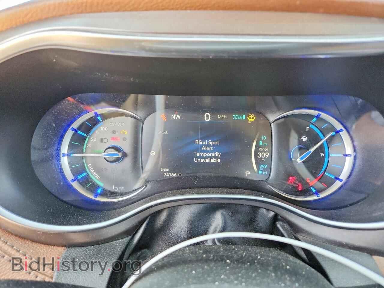 2018 Chrysler PACIFICA (VIN 2C4RC1N71JR229658) — фото 9 из 14