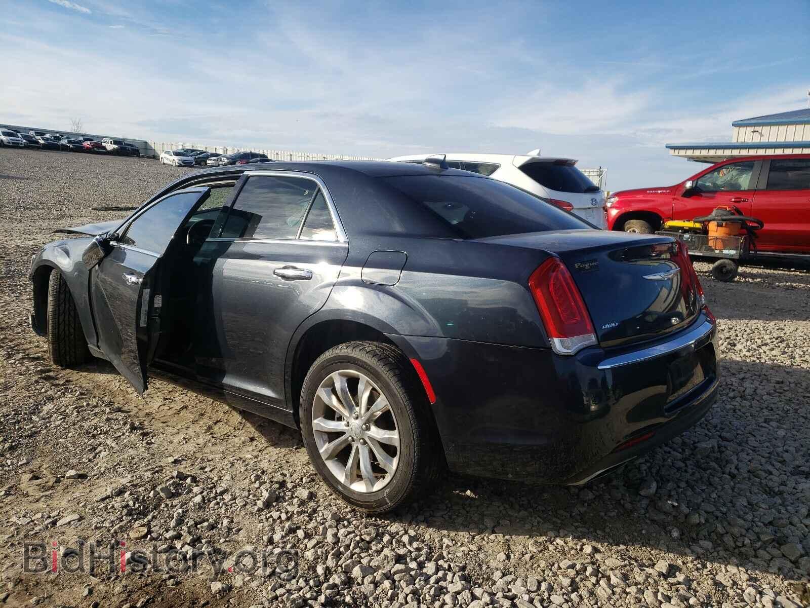 2016 CHRYSLER 300 - VIN: 2C3CCAKG3GH248676 - Фото 3