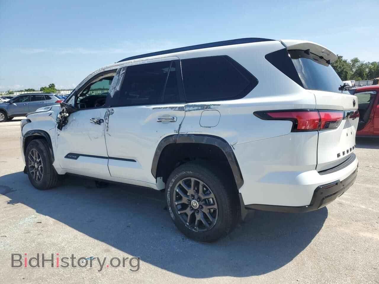 2024 TOYOTA SEQUOIA - VIN: 7SVAAABA9RX027057 - Фото 2
