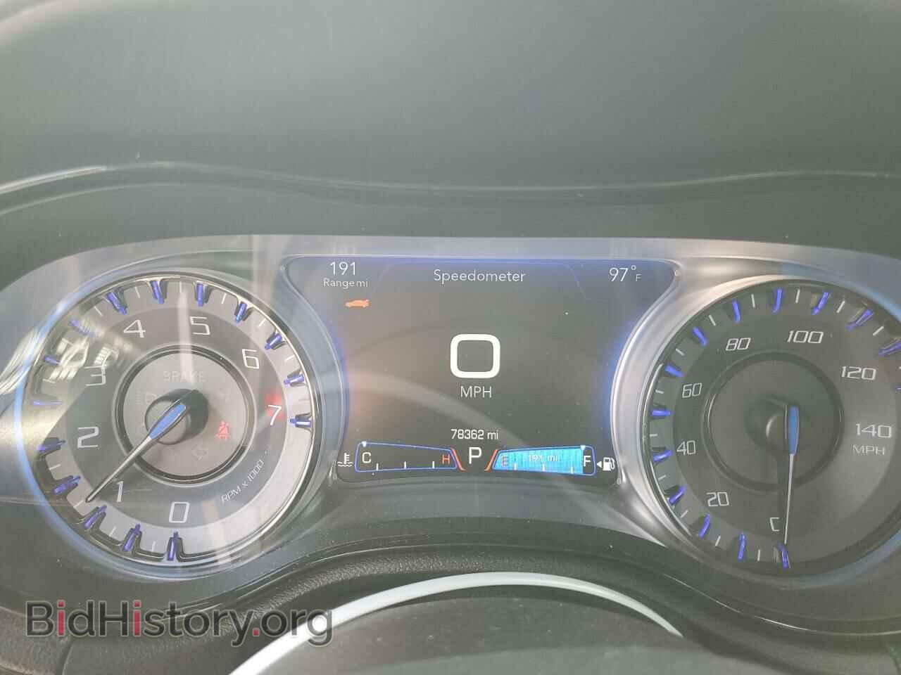 2016 CHRYSLER 300 - VIN: 2C3CCAGG8GH274344 - Фото 9
