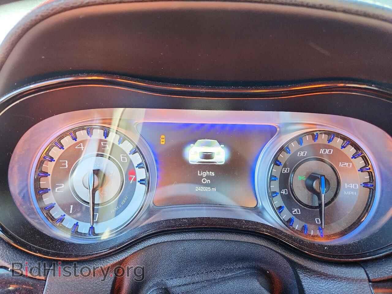 2017 CHRYSLER 300 - VIN: 2C3CCAGG9HH558020 - Фото 9