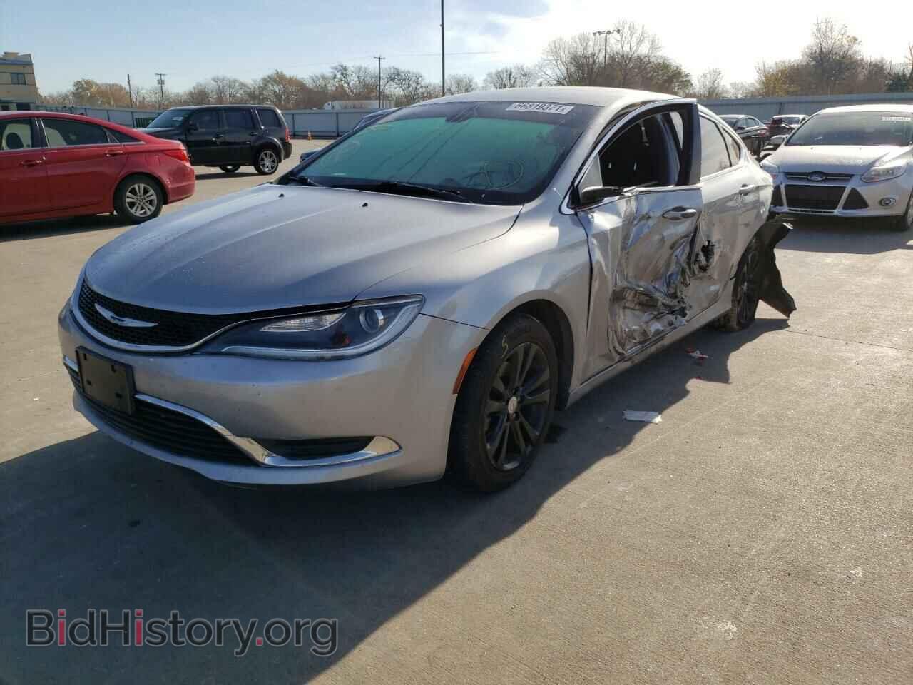 2015 CHRYSLER 200 - VIN: 1C3CCCAB0FN700977 - Photo 2