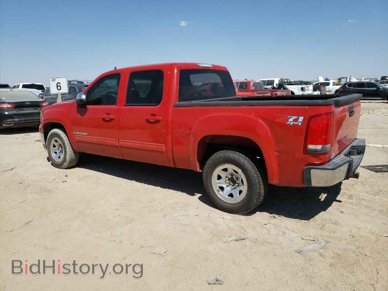 2008 GMC SIERRA - VIN: 2GTEK133881272792 - Photo 2