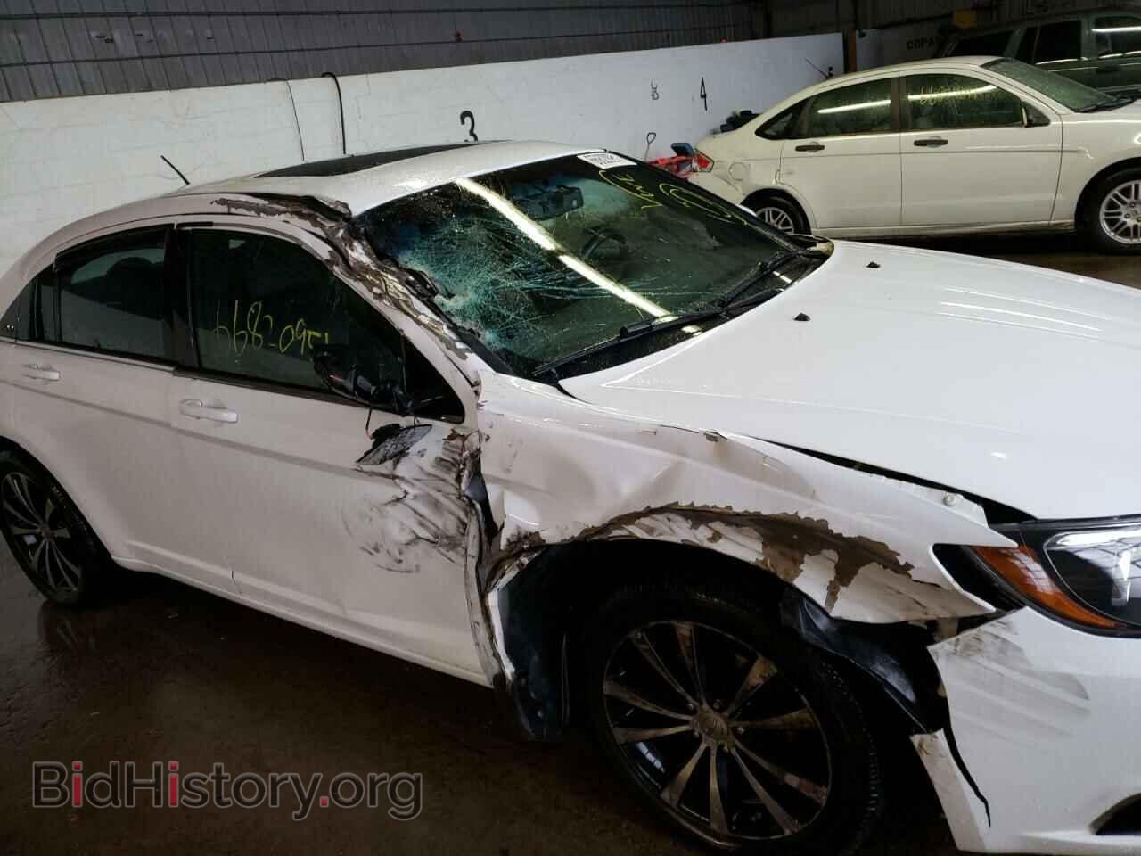 2013 CHRYSLER 200 - VIN: 1C3CCBCG1DN507656 - Фото 9
