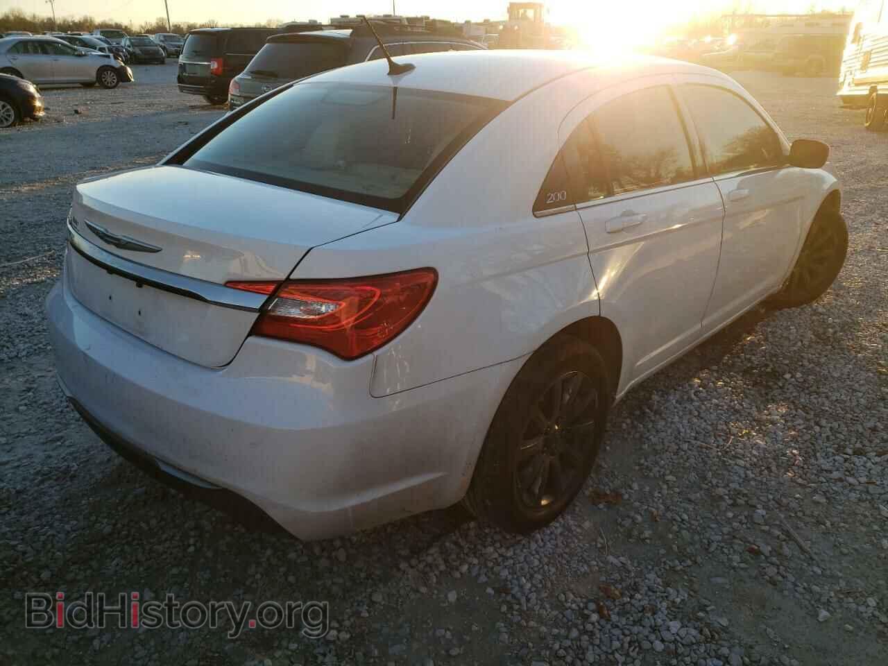 2013 CHRYSLER 200 - VIN: 1C3CCBBB1DN593184 - Фото 4
