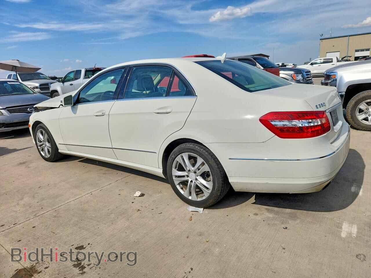 2011 MERCEDES-BENZ E-CLASS - VIN: WDDHF8HB7BA414966 - Фото 2