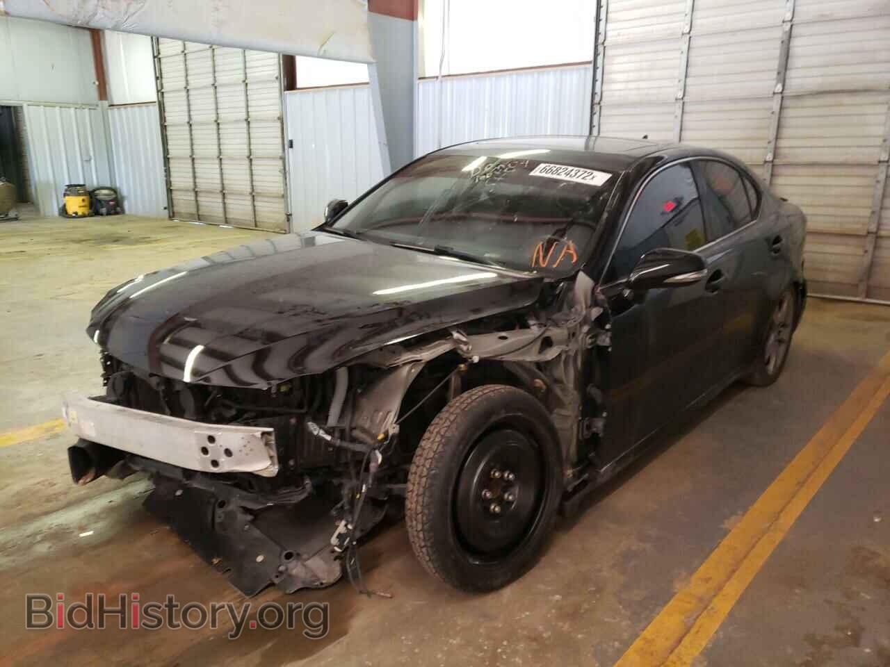 2011 LEXUS IS - VIN: JTHBF5C29B5150582 - Photo 2