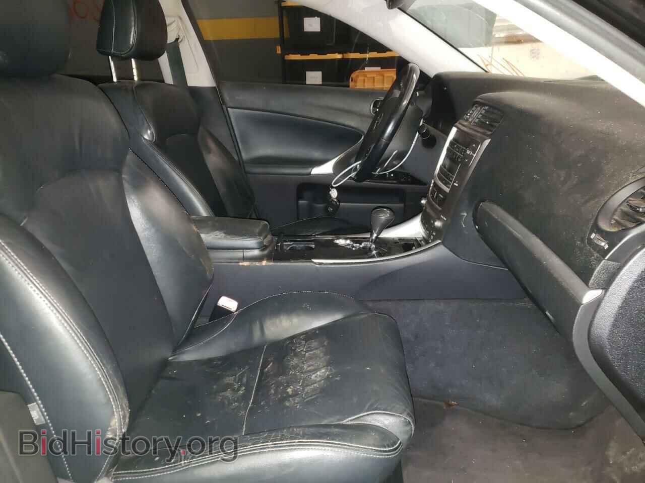 2011 LEXUS IS - VIN: JTHBF5C29B5150582 - Photo 5