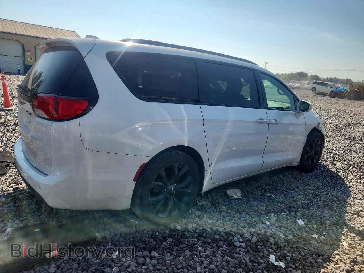 2019 CHRYSLER PACIFICA - VIN: 2C4RC1EG0KR742014 - Photo 3