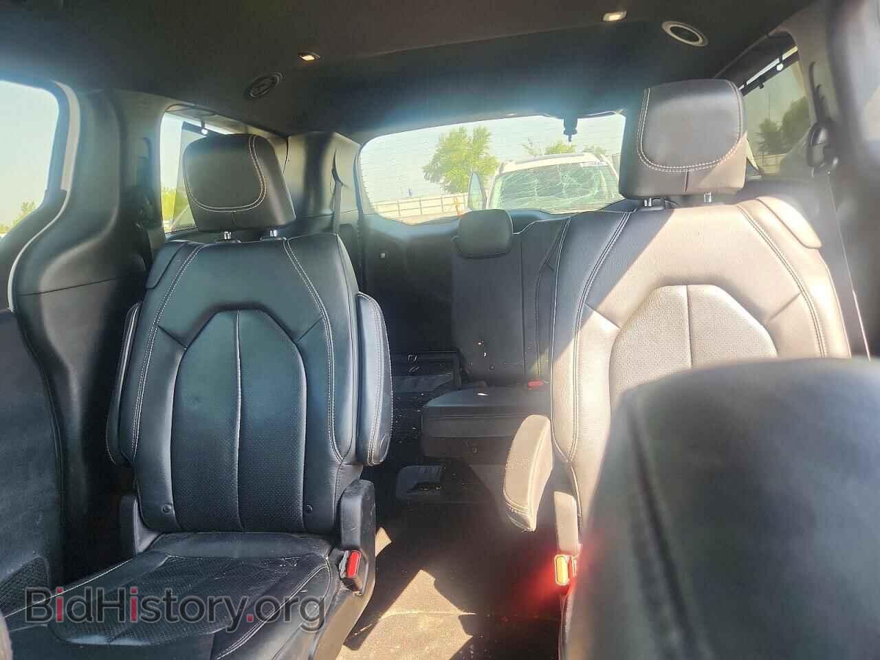 2019 CHRYSLER PACIFICA - VIN: 2C4RC1EG0KR742014 - Photo 10
