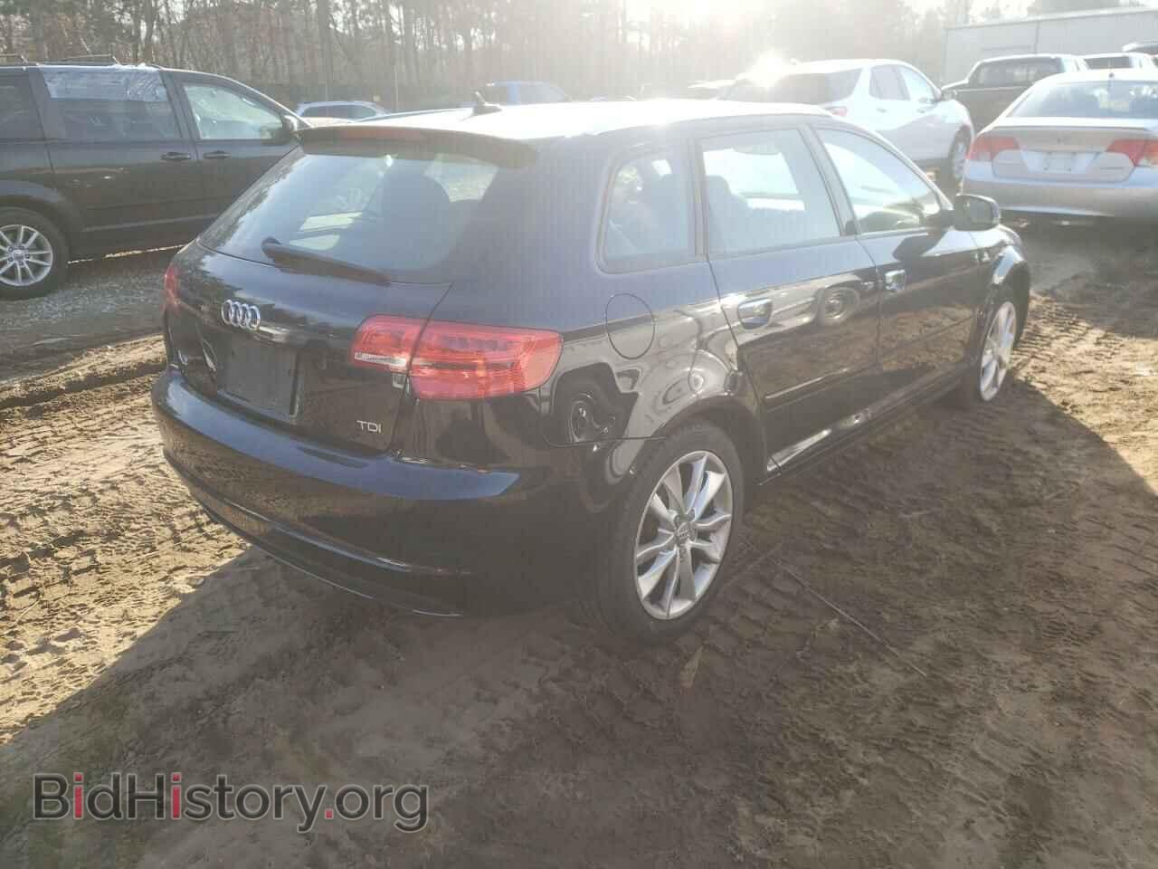 2013 AUDI A3 - VIN: WAUBJAFM1DA005209 - Photo 4