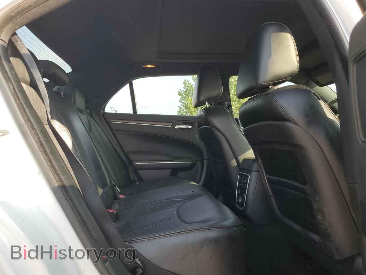 2014 CHRYSLER 300 - VIN: 2C3CCAPG0EH173425 - Фото 10