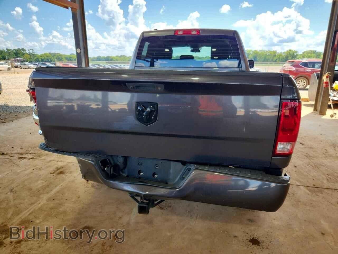 2018 RAM 1500 - VIN: 1C6RR6FG4JS280555 - Photo 6
