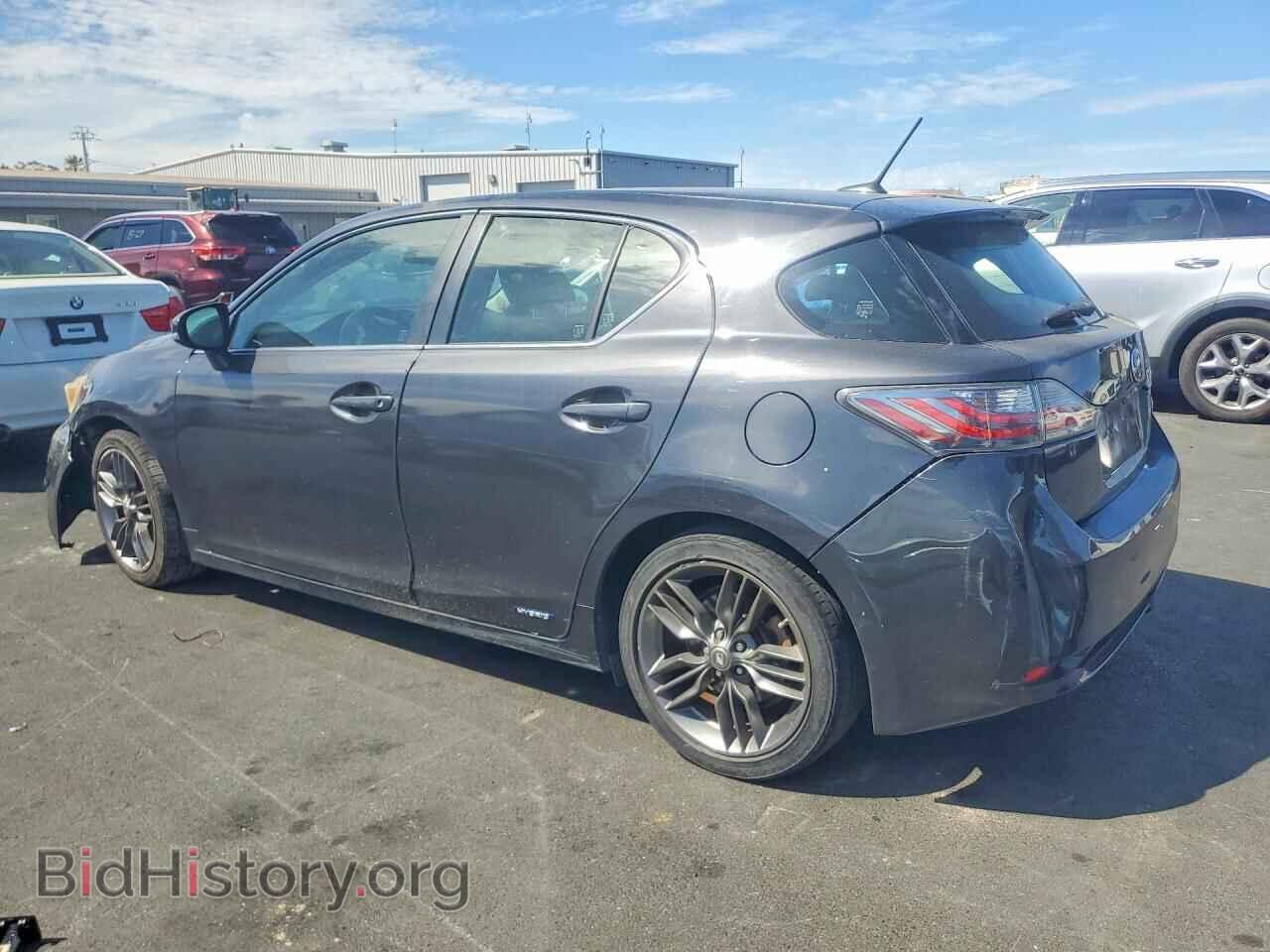 2011 LEXUS CT 200 - VIN: JTHKD5BH8B2007667 - Photo 2