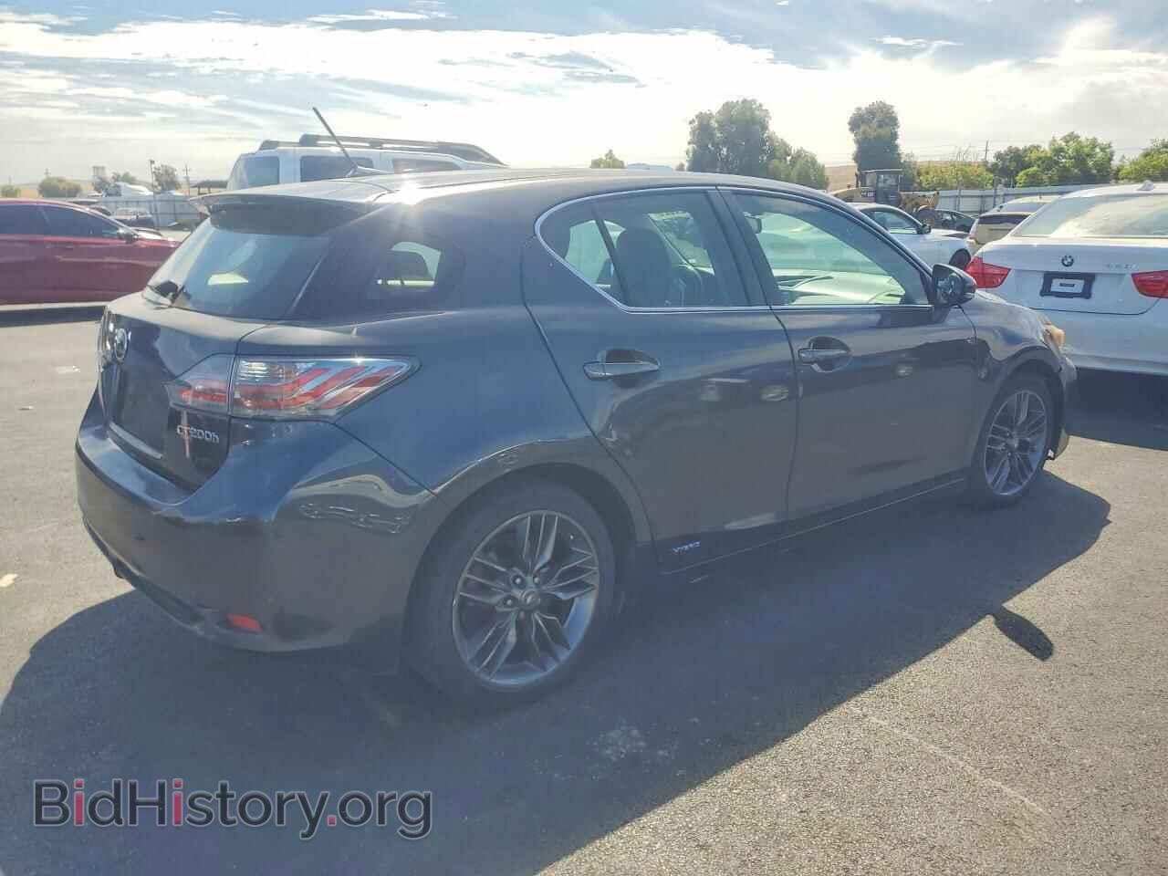 2011 LEXUS CT 200 - VIN: JTHKD5BH8B2007667 - Photo 3