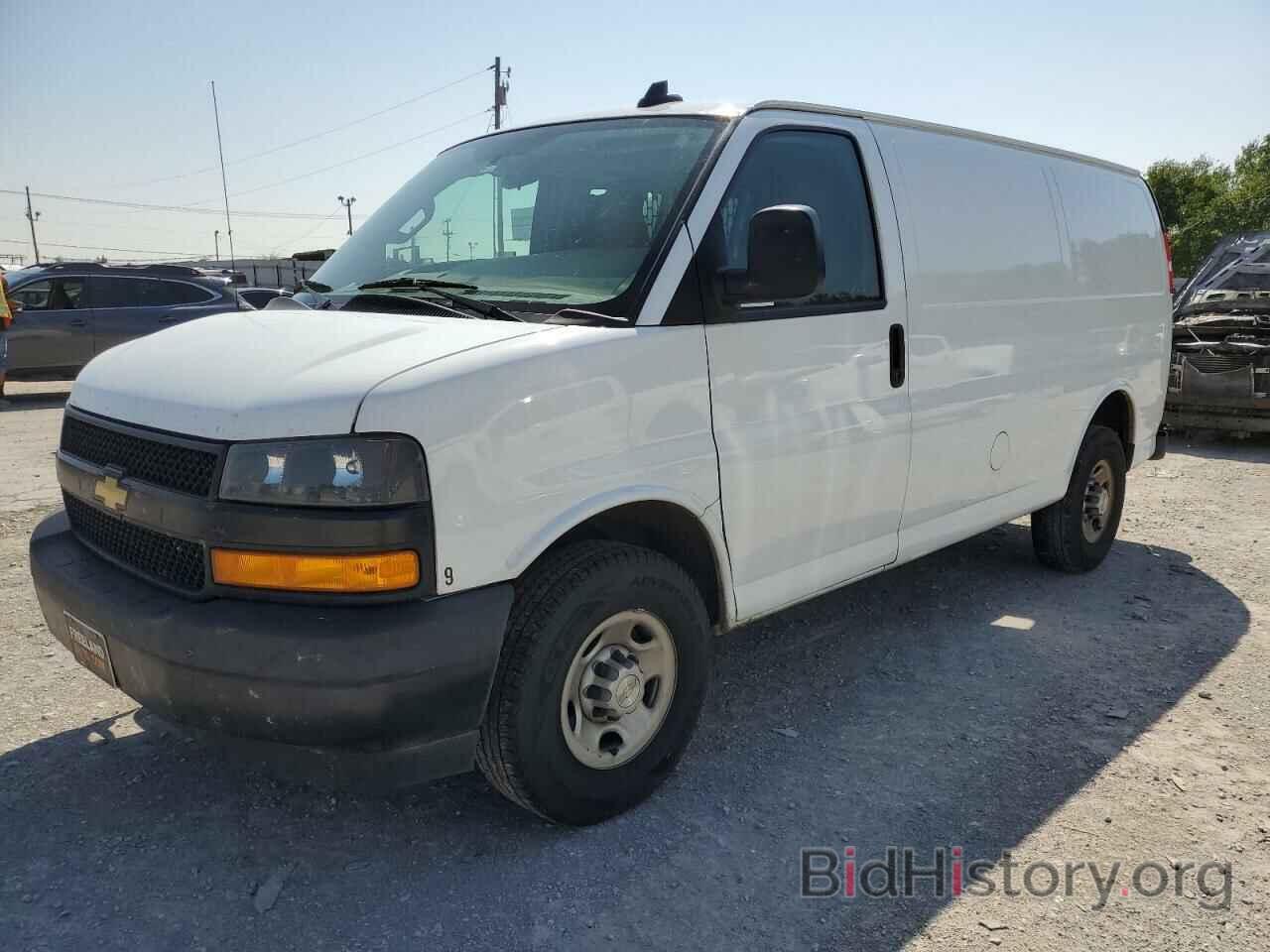 Photo 1GCWGAF74M1168112 - CHEVROLET EXPRESS 2021