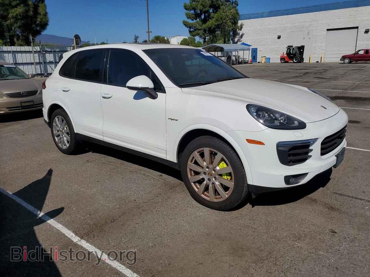 2017 PORSCHE CAYENNE - VIN: WP1AE2A27HLA75689 - Фото 4