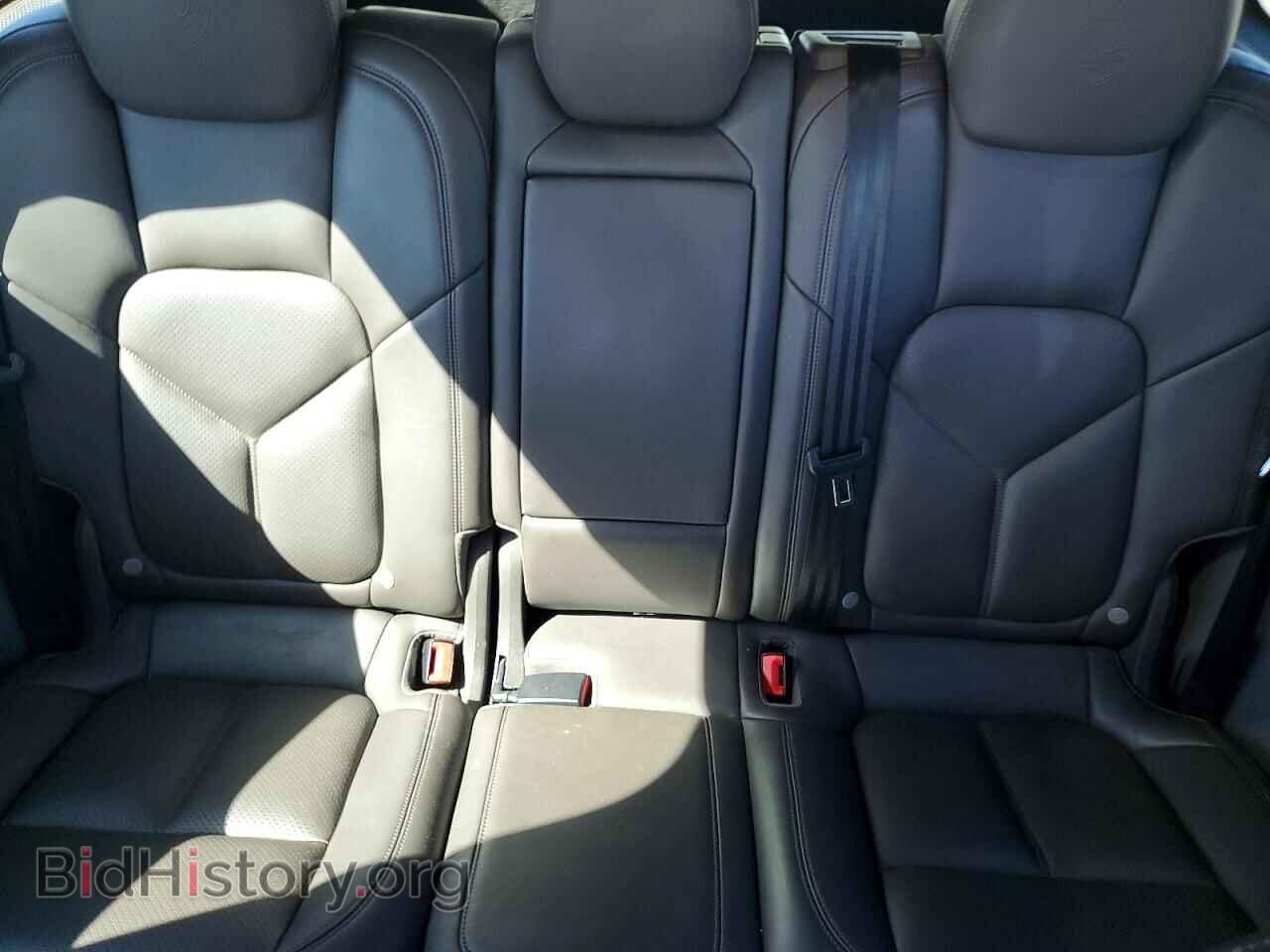 2017 PORSCHE CAYENNE - VIN: WP1AE2A27HLA75689 - Фото 10