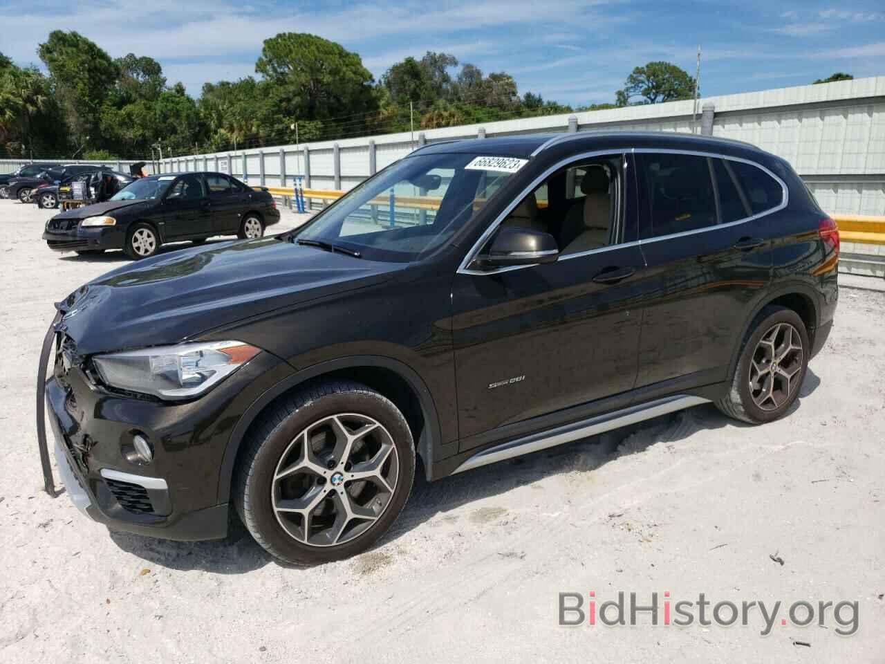 Photo WBXHU7C38J5L05047 - BMW X1 2018