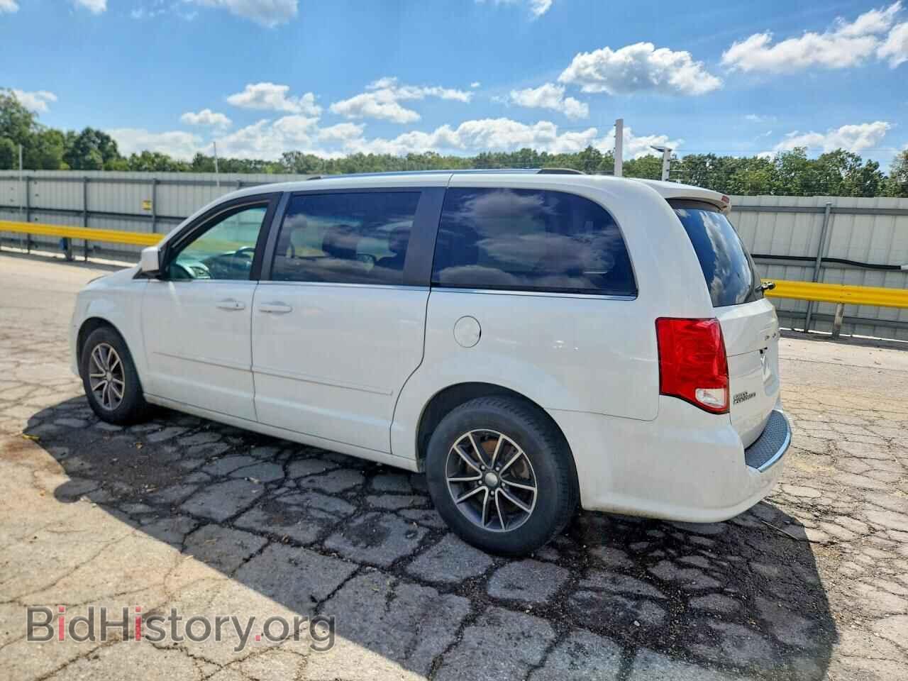 2017 DODGE CARAVAN - VIN: 2C4RDGCG6HR604893 - Photo 2