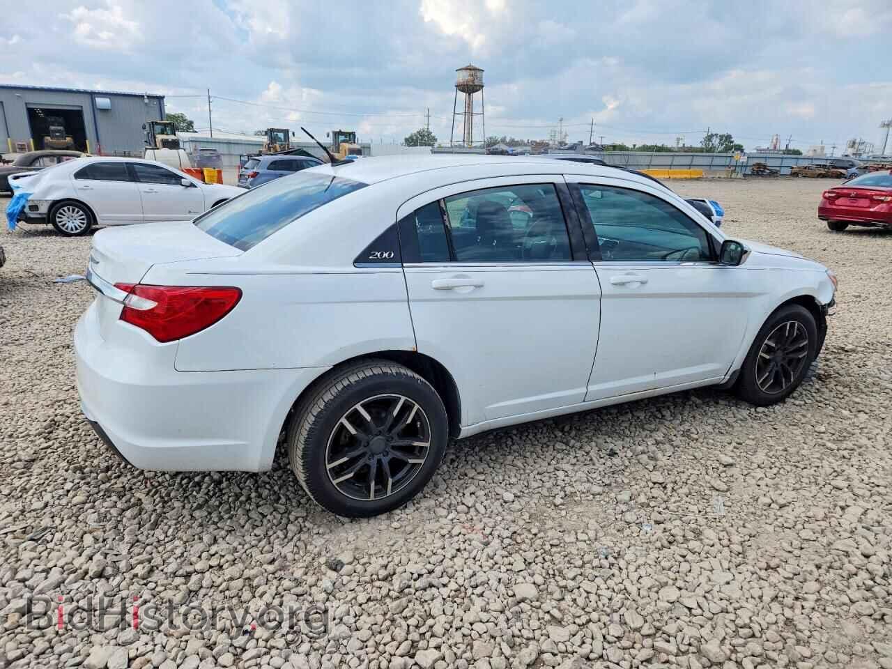 2013 CHRYSLER 200 - VIN: 1C3CCBAB0DN671388 - Photo 3