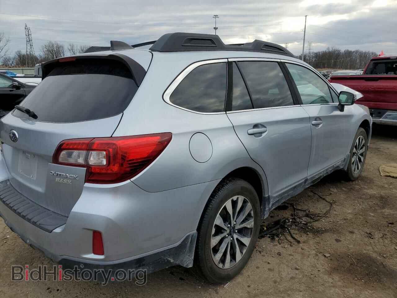 2017 SUBARU OUTBACK - VIN: 4S4BSANC0H3423520 - Фото 3