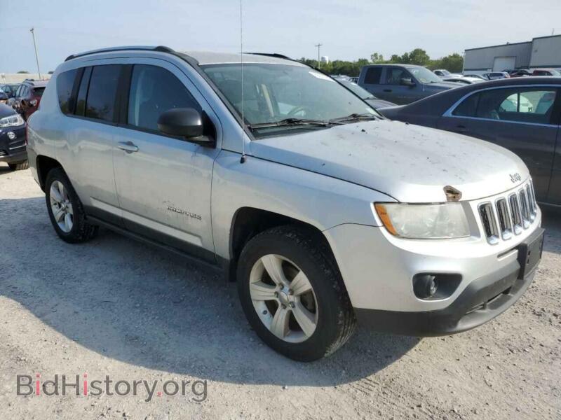 2012 Jeep COMPASS (VIN 1C4NJDBB1CD573933) — фото 4 из 13