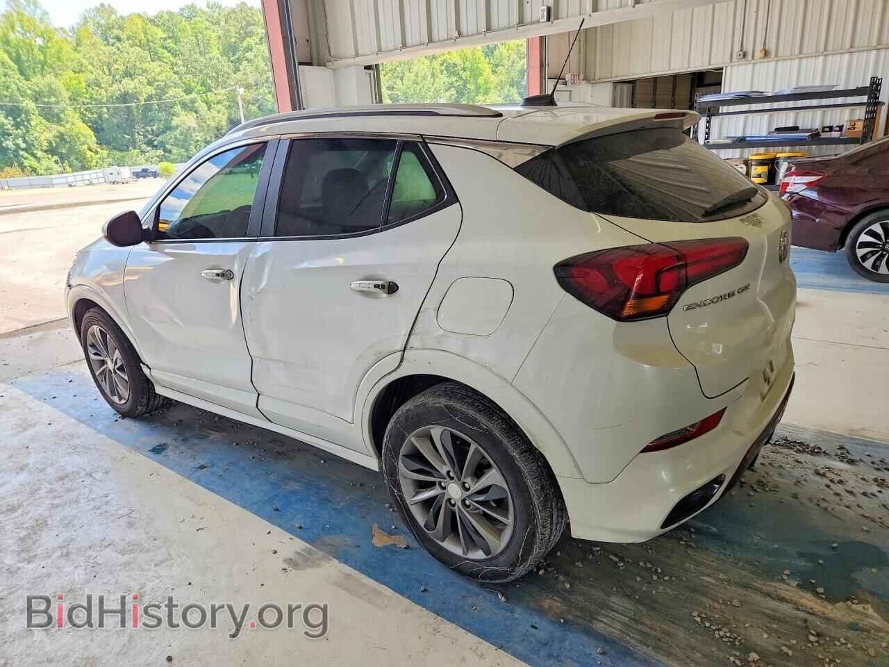 2022 BUICK ENCORE - VIN: KL4MMDSL6NB144579 - Photo 2