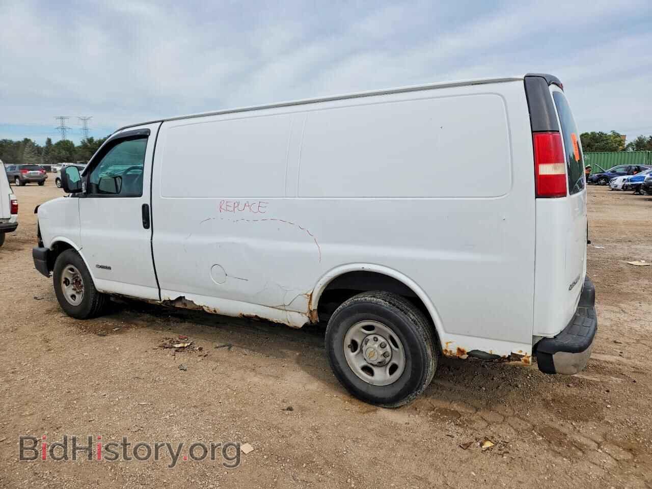 2005 CHEVROLET EXPRESS - VIN: 1GCGG25VX51117970 - Photo 2