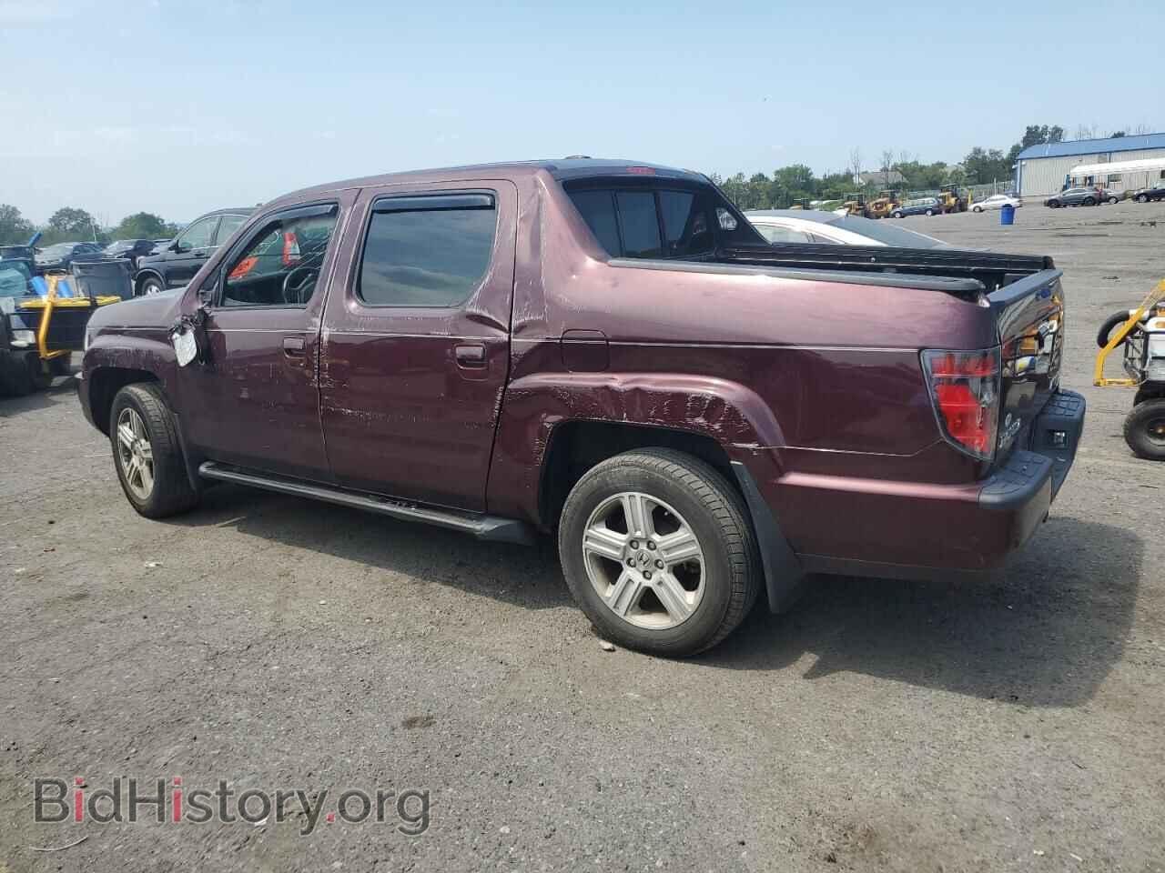 2013 HONDA RIDGELINE - VIN: 5FPYK1F52DB015653 - Фото 2