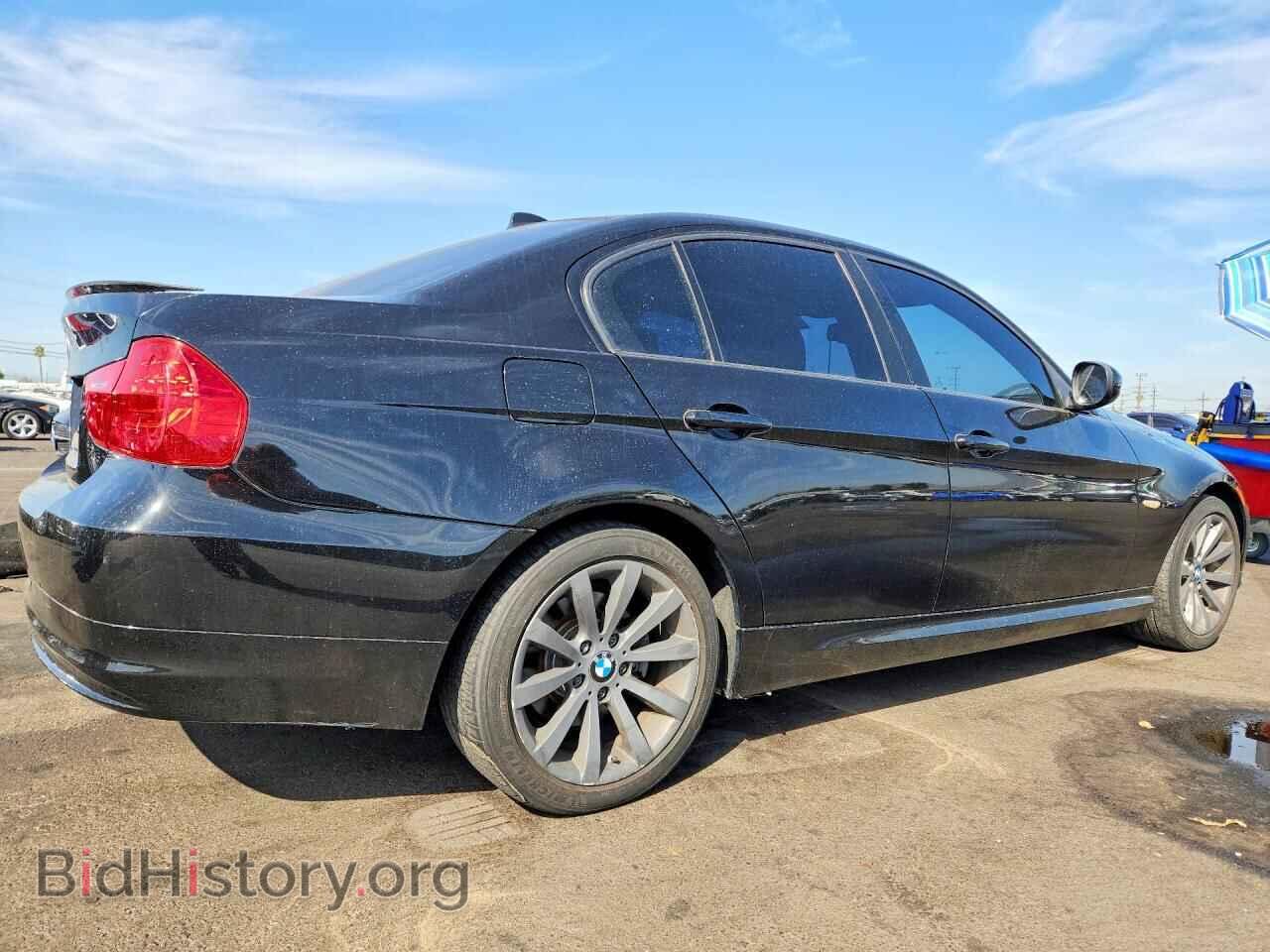2011 BMW 3 SERIES - VIN: WBAPH5C50BA449166 - Фото 3