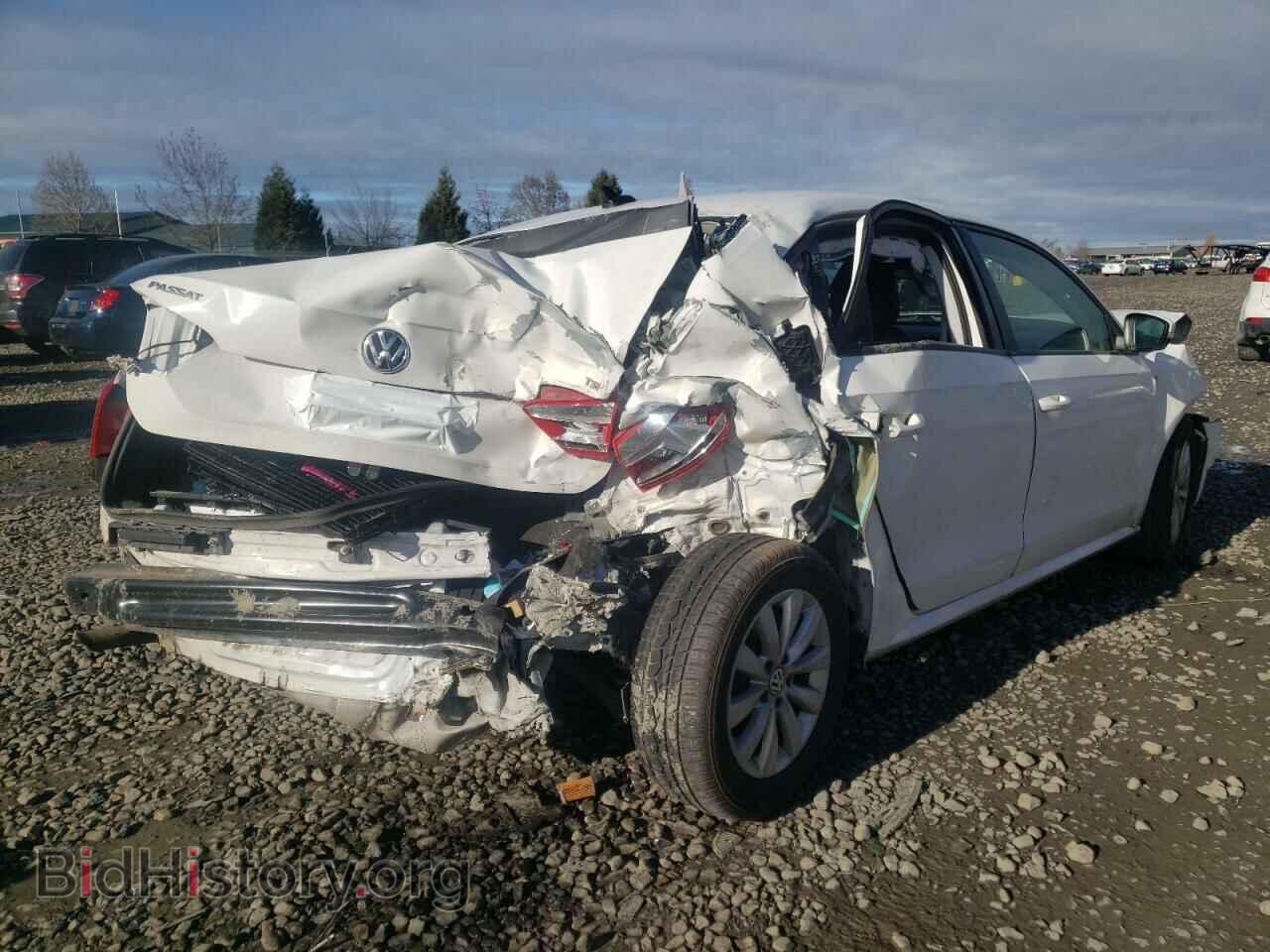 2015 VOLKSWAGEN PASSAT - VIN: 1VWAT7A32FC059830 - Фото 4